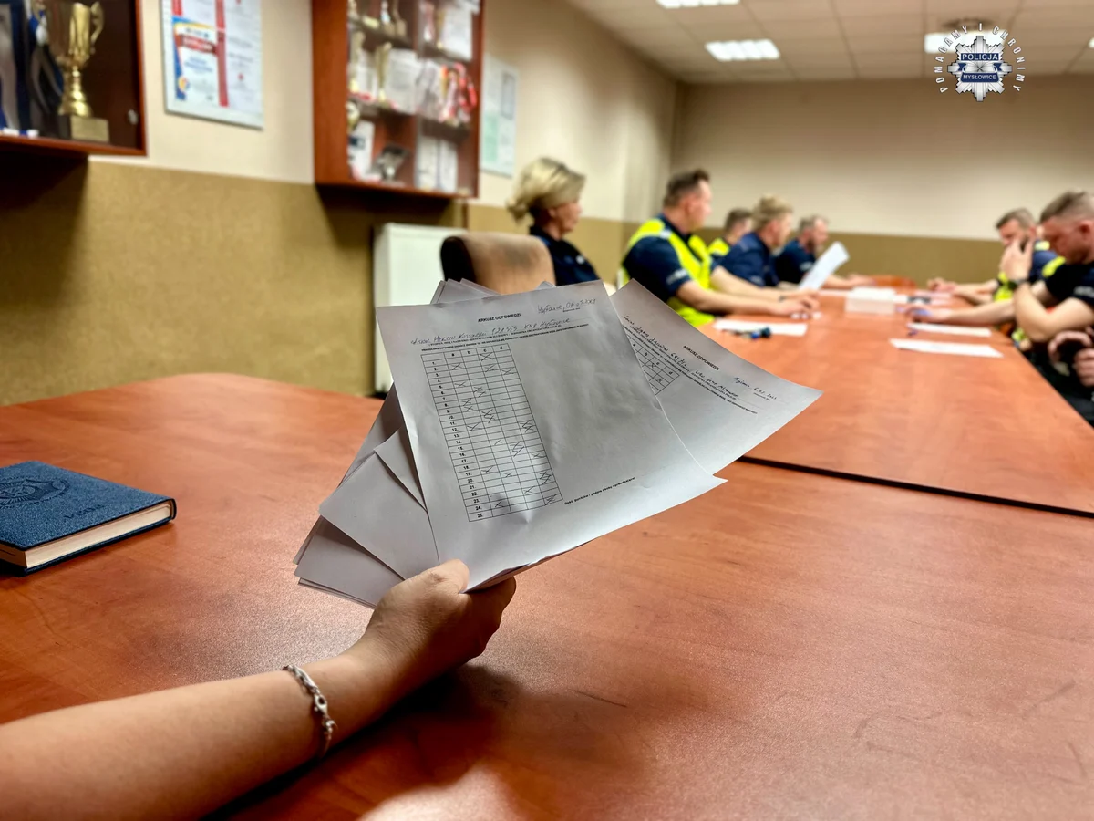 Mundurowi w boju na pierwszym etapie konkursu "Policjant Roku Ruchu Drogowego"