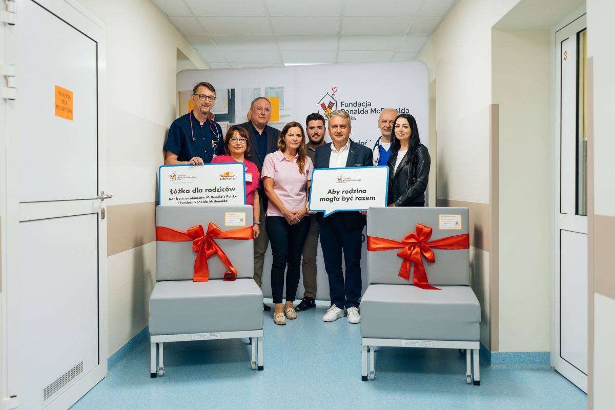 Łóżka dla rodziców małych pacjentów szpitala w Tychach