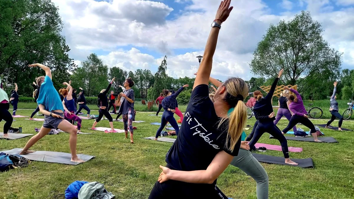 Stratuje VI sezon bezpłatnych plenerowych zajęć fitness i jogi z FitTyskie