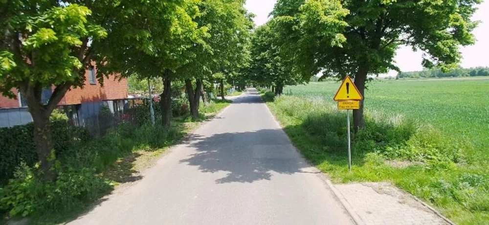 Prośba została spełniona. Wkrótce odbędzie się utwardzenie pobocza wzdłuż ul. Dąbrówki