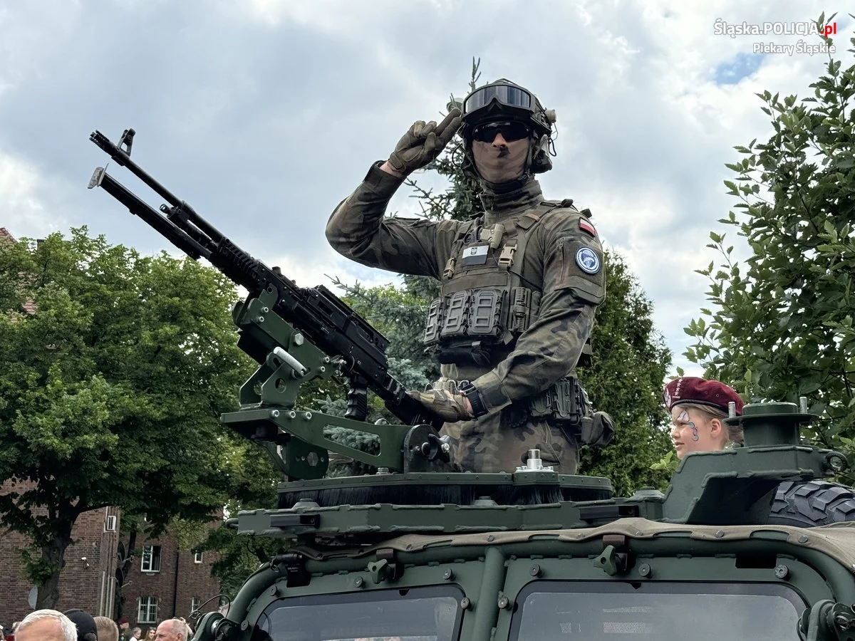 Apel z okazji Święta 6 Batalionu Powietrznodesantowego