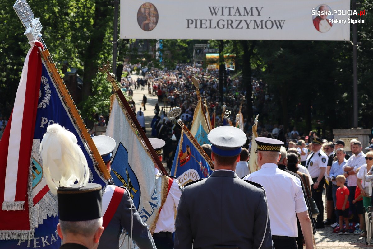 Pielgrzymka mężczyzn odbyła się bez żadnych incydentów. Policja zabezpieczyła wydarzenie