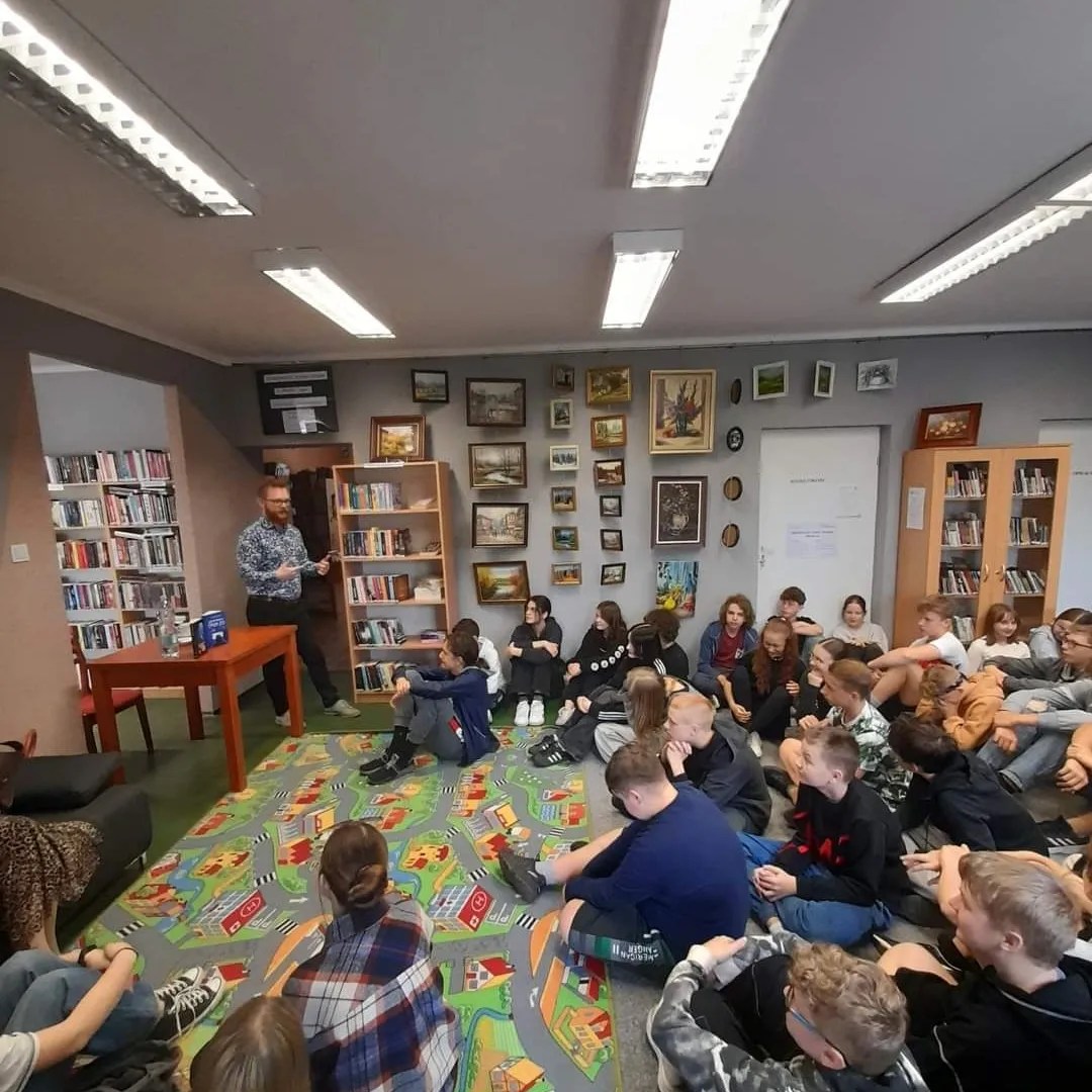 Literackie Świętowanie: Tydzień Biblioteki w Orzeszu