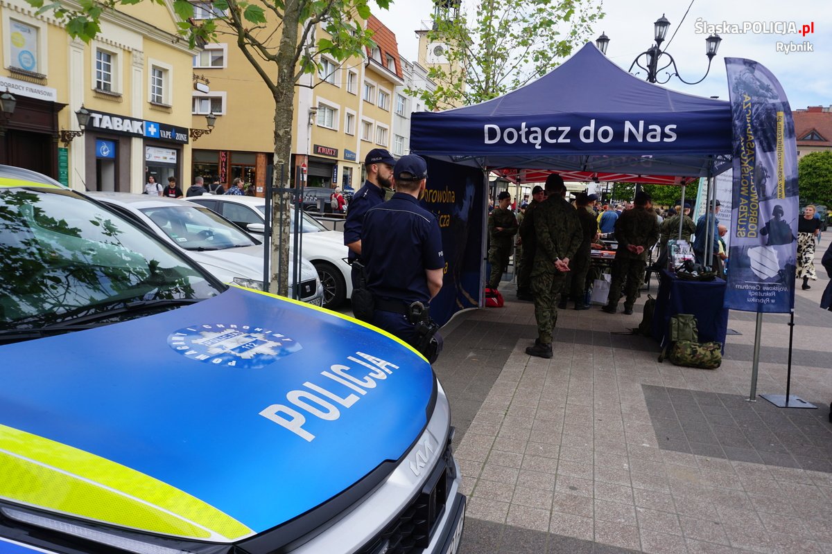 Uczniowie szkół mundurowych złożyli uroczyste ślubowanie