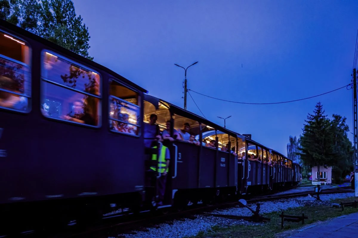 Kolejowa Noc Muzeów z SGKW. Przejazd koleją wąskotorową, a na koniec ognisko!