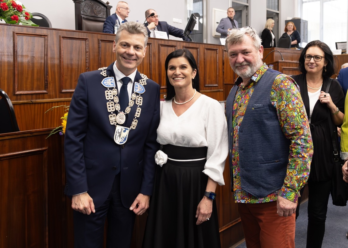 Zaprzysiężenie Mariusza Wołosza i Radnych 93