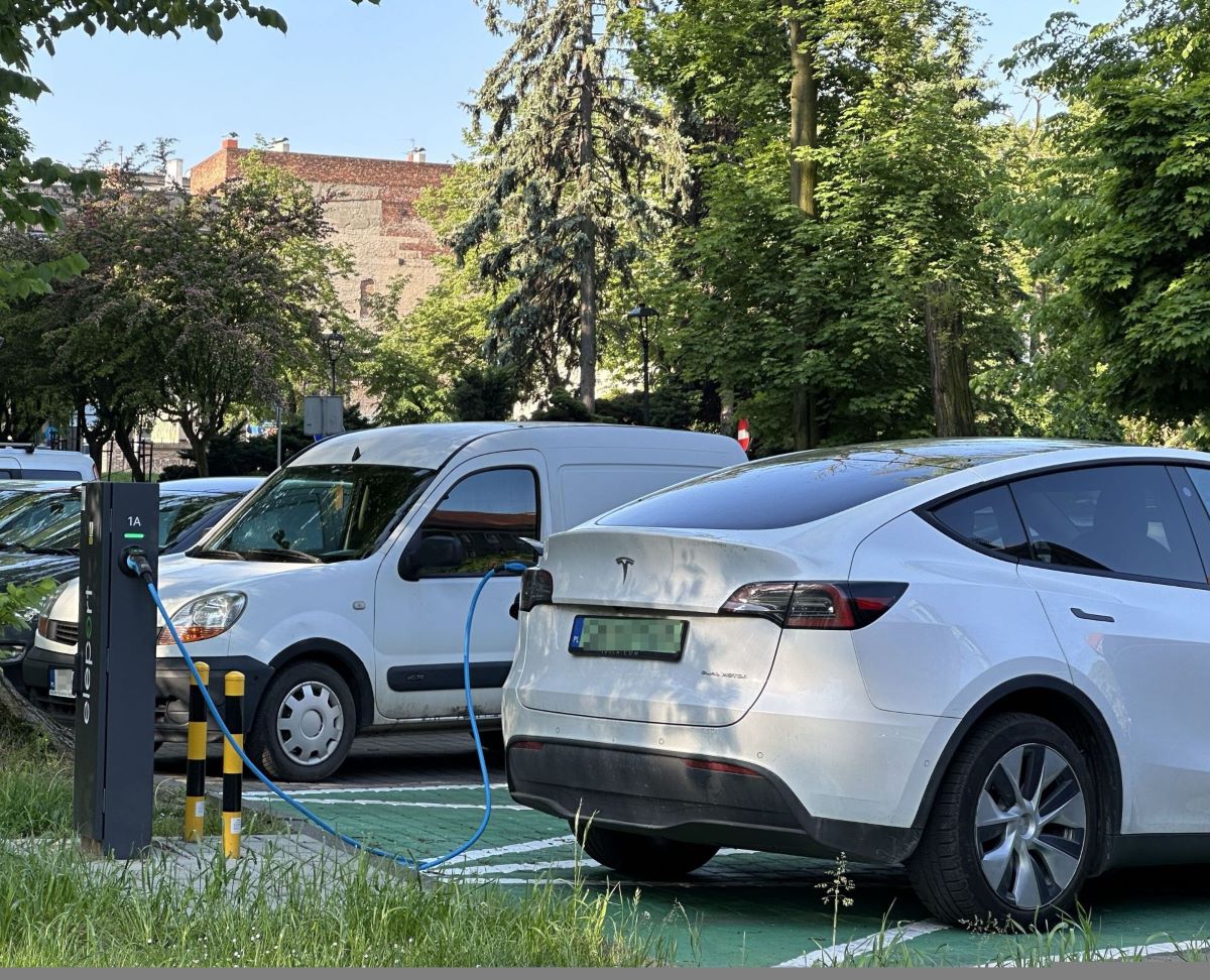 Naładujesz swój samochód elektryczny w Bytomiu! Miasto posiada 72 stacje ładowania