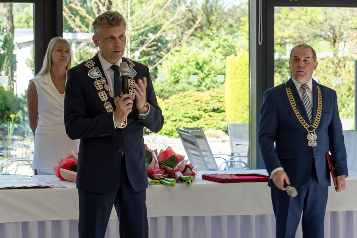 "Miłość cierpliwa jest, łaskawa jest" Bytomskie pary obchodziły złote gody [GALERIA]