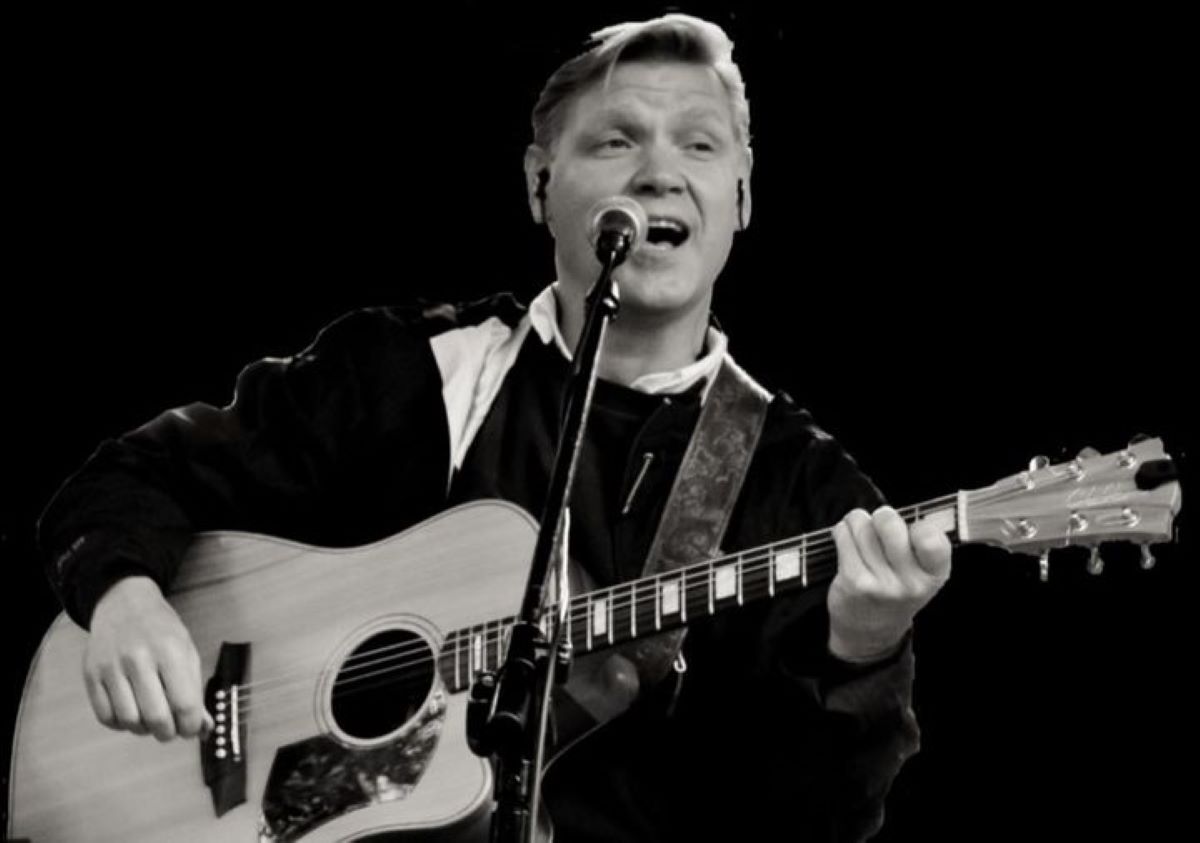 Nie żyje Andrzej „Qńa” Grzela, wokalista zespołu "Ryczące Dwudziestki"