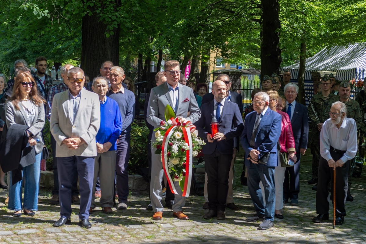 Poświęcenie Memoriału Kresowej Pamięci na cmentarzu Mater Dolorosa 30