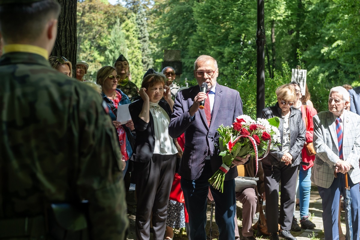 Poświęcenie Memoriału Kresowej Pamięci na cmentarzu Mater Dolorosa 39