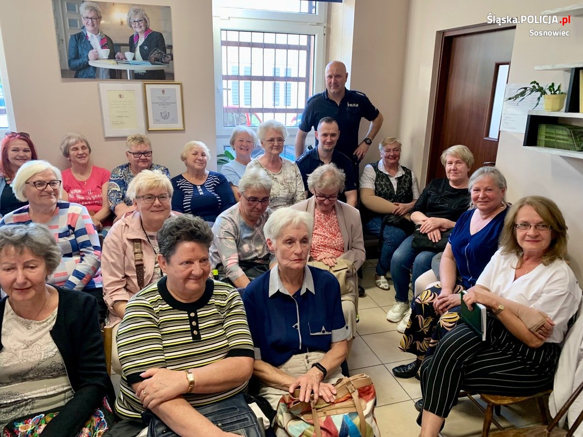 Amazonki w odwiedzinach u sosnowieckich profilaktyków