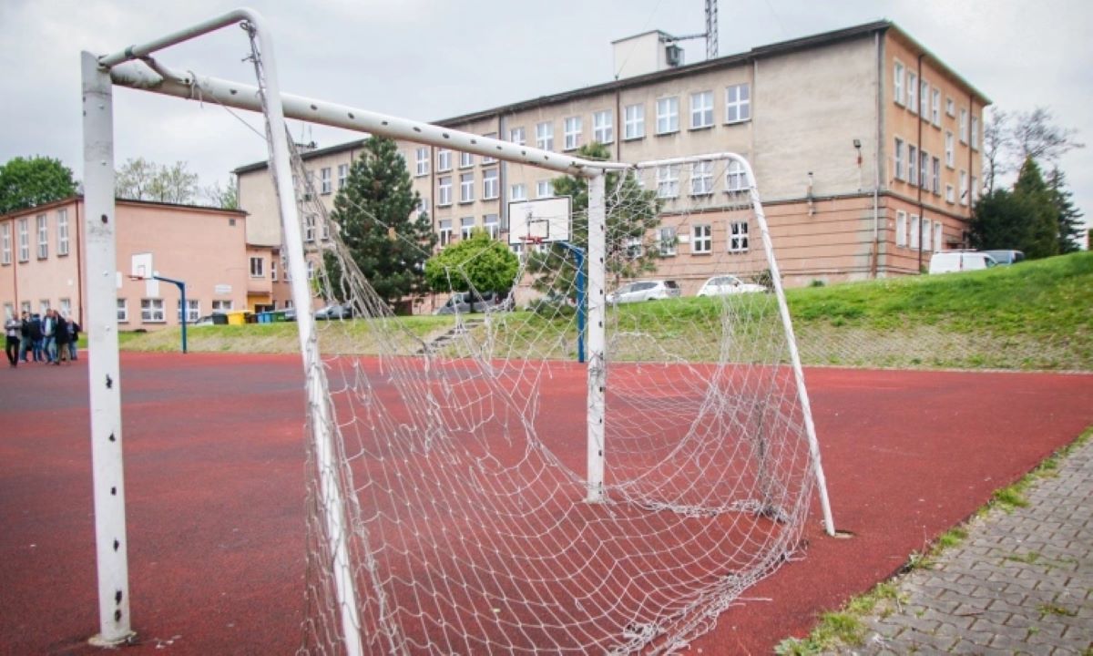 Umowa na halę przy ZSO nr 3 podpisana