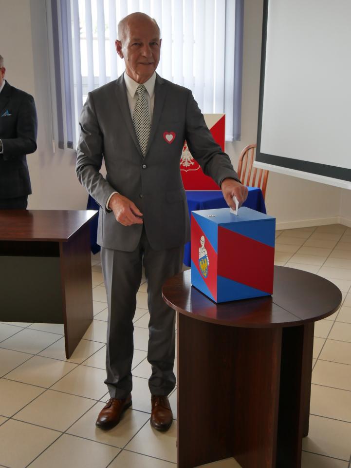 Inauguracyjne posiedzenie Rady Powiatu VII Kadencji 44