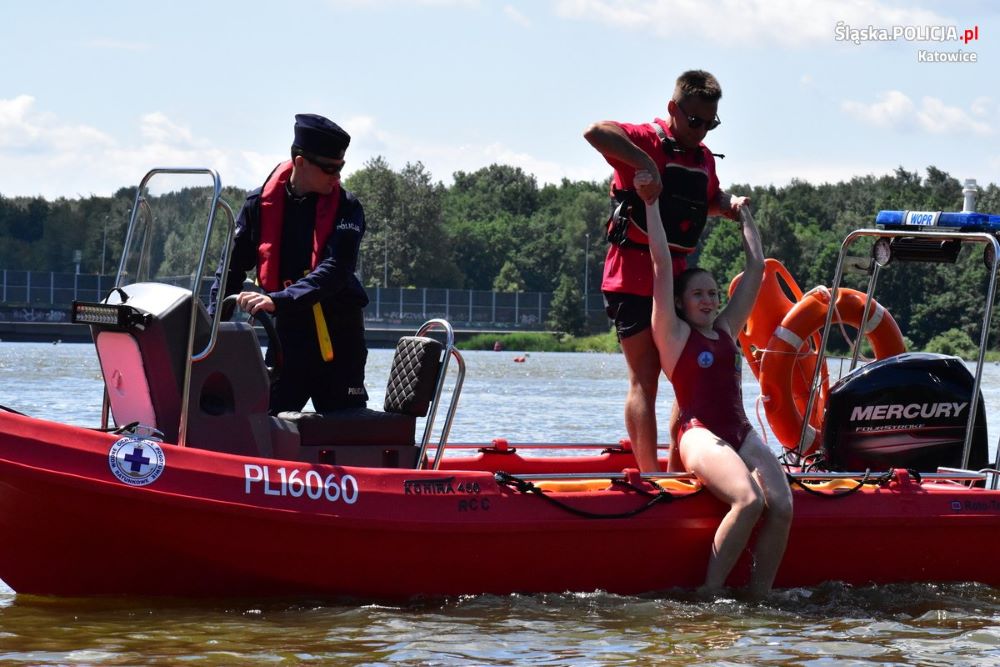 Majówka trwa! Bądź bezpieczny nad wodą