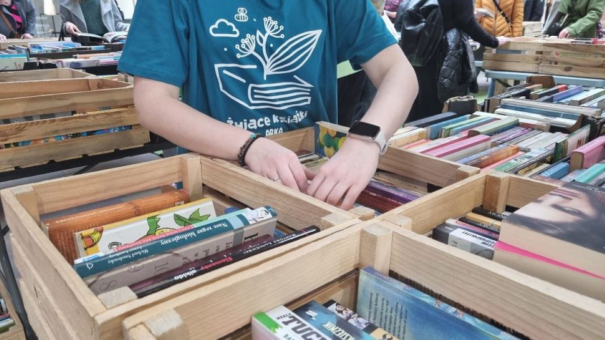 Żyjące Książki w Katowicach. Drugie życie książek i pomoc bezdomnym zwierzętom!