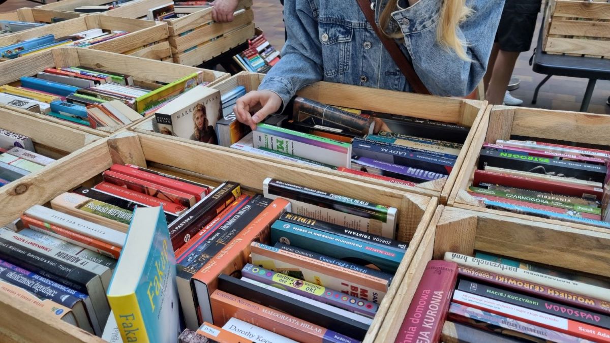 Żyjące Książki w Katowicach. Drugie życie książek i pomoc bezdomnym zwierzętom!