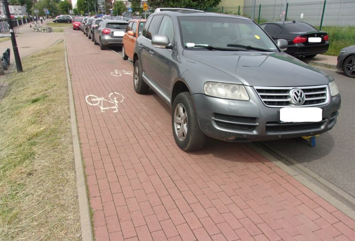 Mistrzowie parkowania w Katowicach w akcji. Straż miejska podsumowuje ubiegły tydzień 16