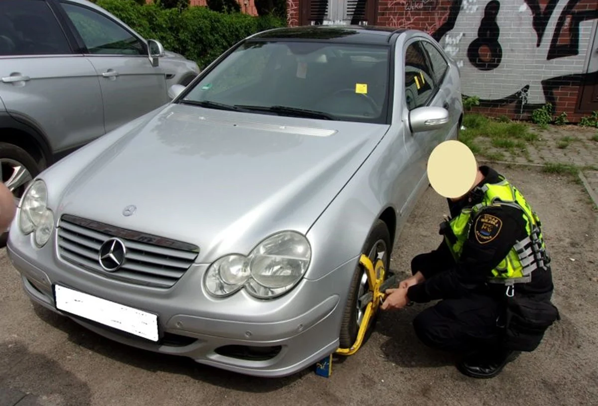 Mistrzowie parkowania w Katowicach w akcji [GALERIA ZDJĘĆ]