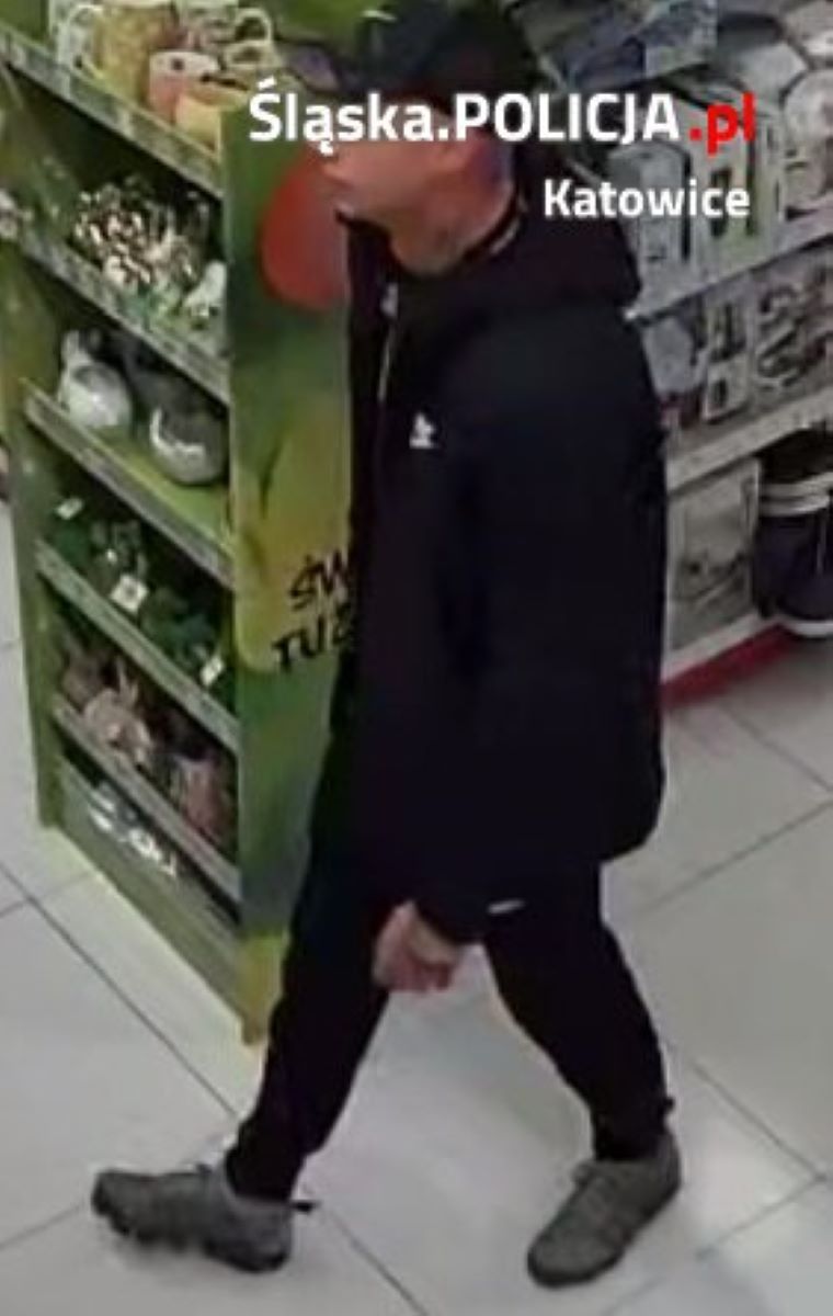 Kolejni złodzieje perfum w Katowicach! Rozpoznajesz tych mężczyzn?