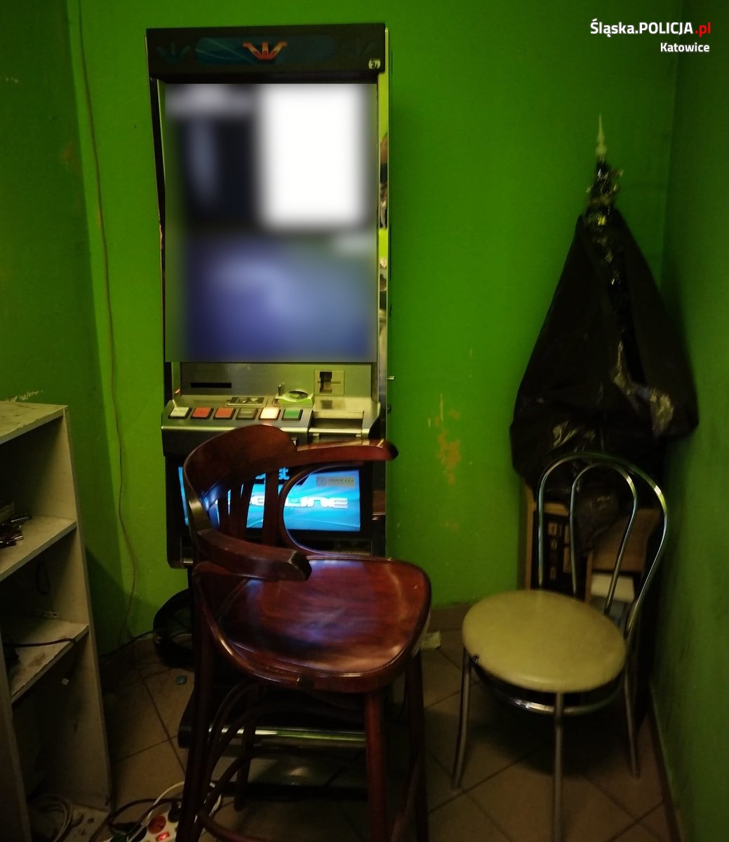 7 podejrzanych o udział w zorganizowanej grupie przestępczej 18