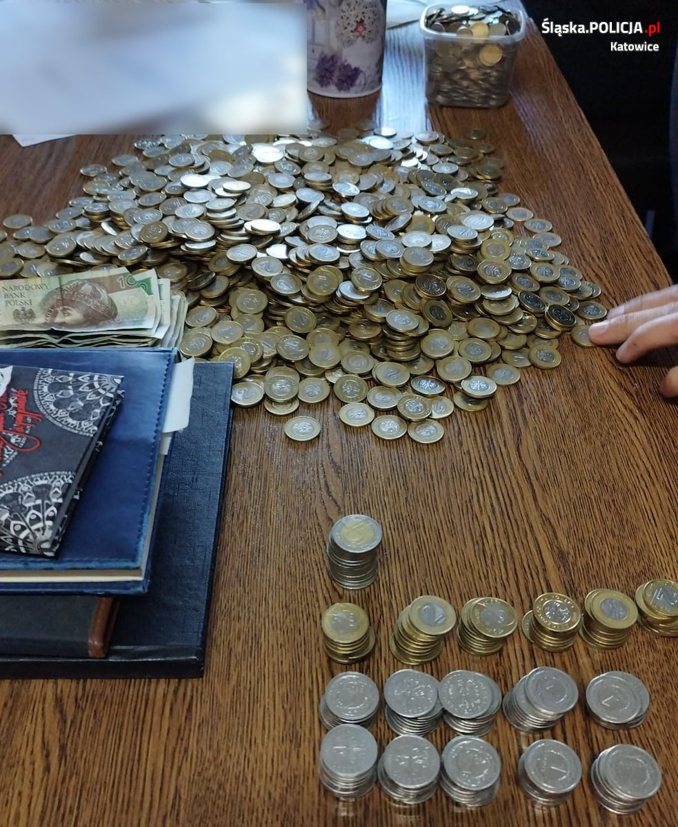 7 podejrzanych o udział w zorganizowanej grupie przestępczej 21