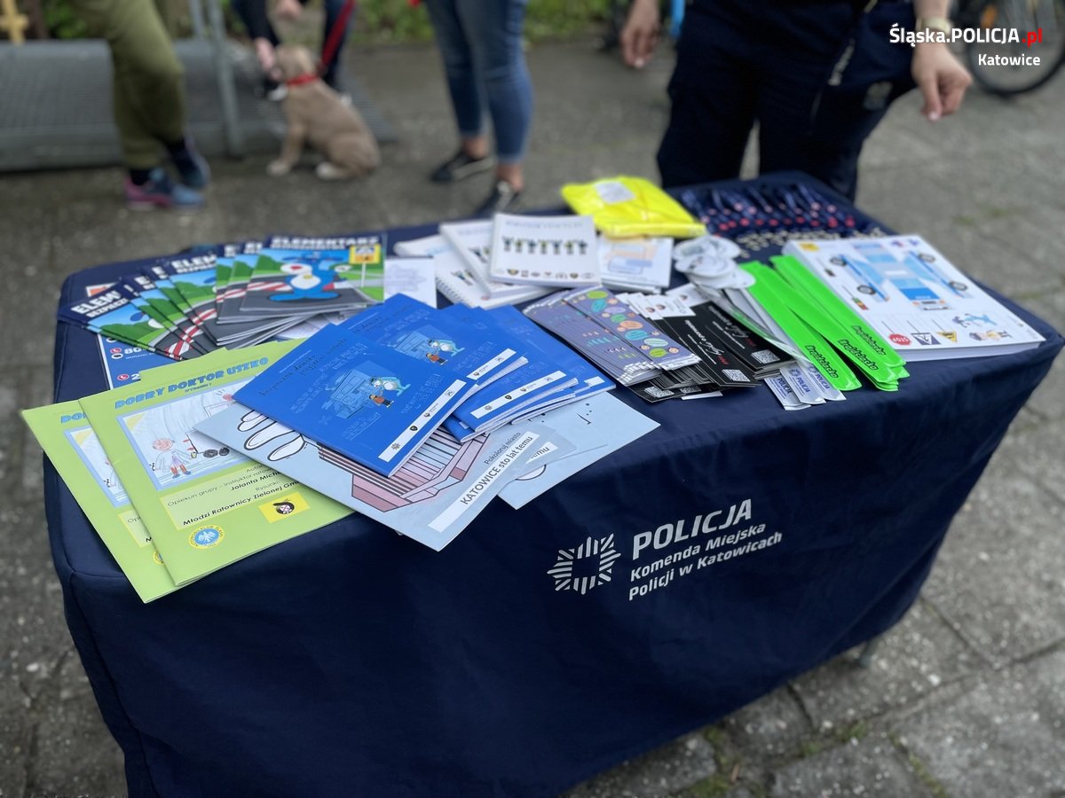 Policjanci pojawili się na piknikach rodzinnych!