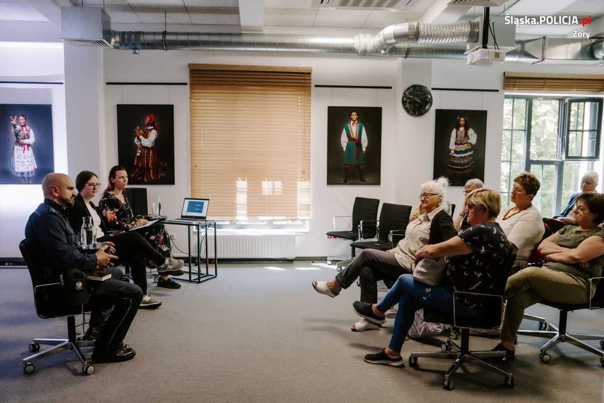 Żorscy policjanci spotkali się z seniorami