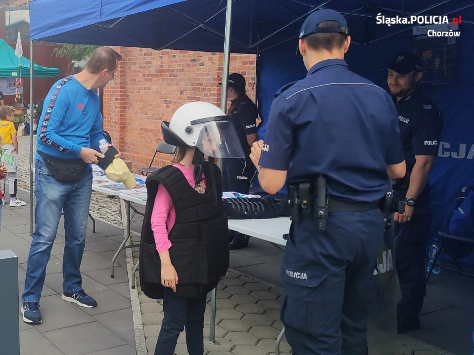 Policjanci pojawili się na "Nocy Muzeów"