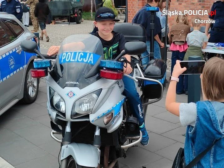 Policjanci pojawili się na "Nocy Muzeów"