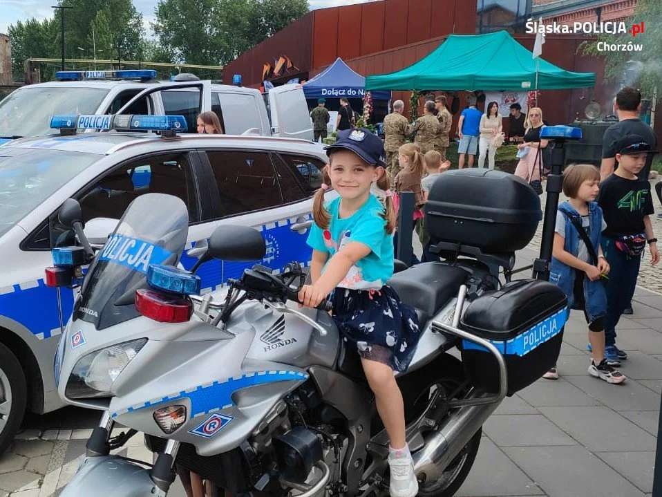Policjanci pojawili się na "Nocy Muzeów"