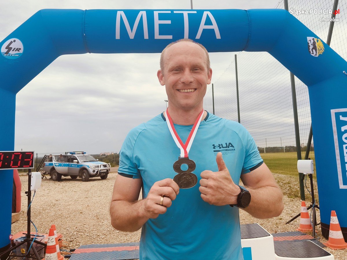 Chorzowski policjant wziął udział w VIII Wojewódzkich Mistrzostwach Policji