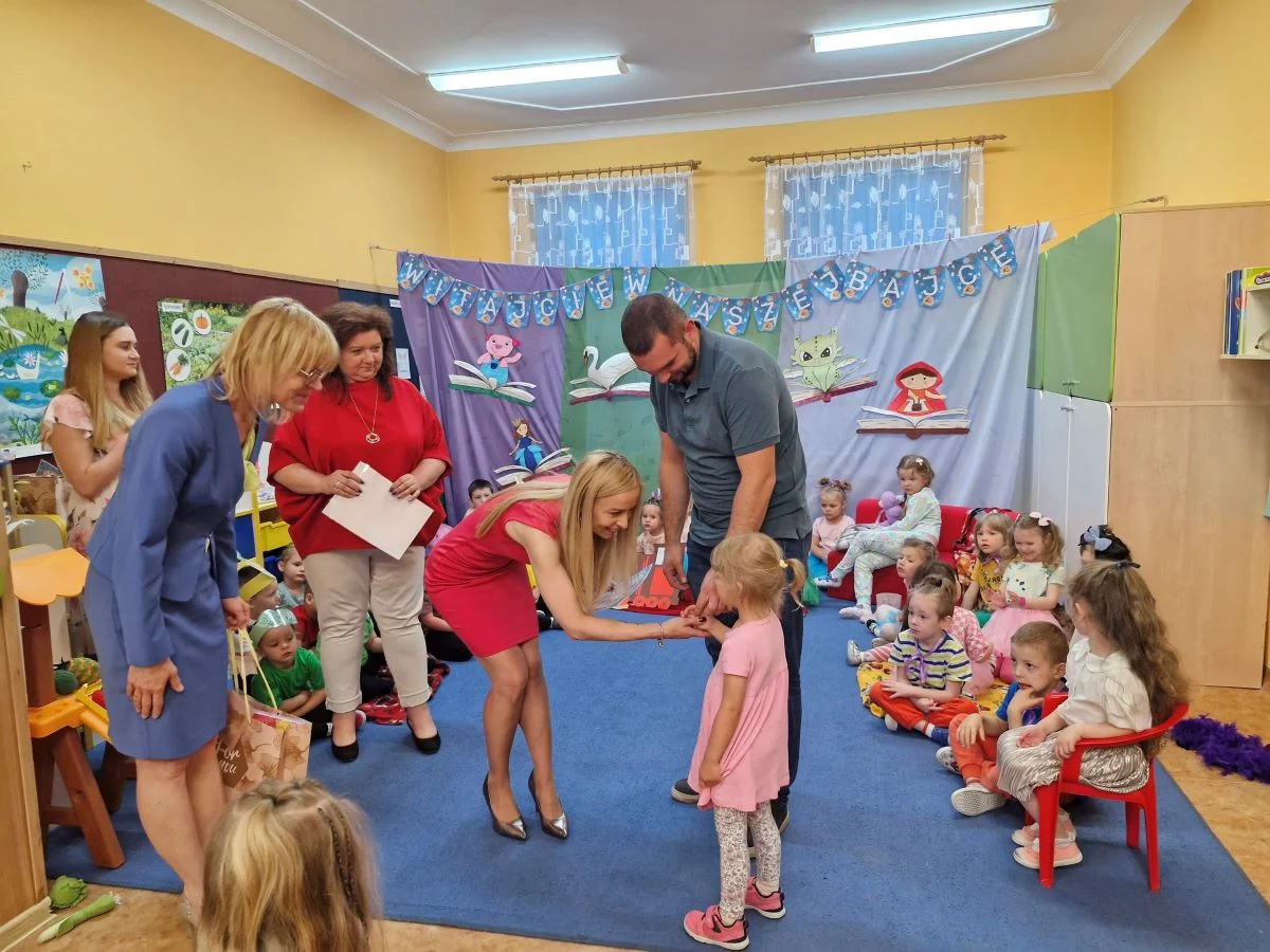 Kreatywne przedszkolaki ze Świętochłowic stworzyły własne okładki książek [ZDJĘCIA]