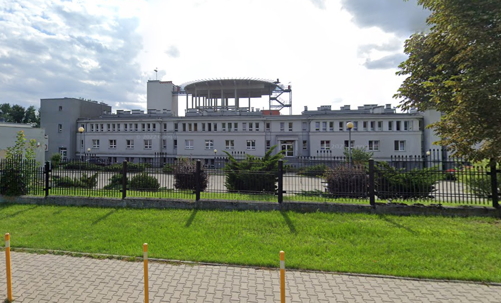 Zdjęcie lekarza śpiącego na Szpitalnym Oddziale Ratunkowym rozpętało burzę w Internecie