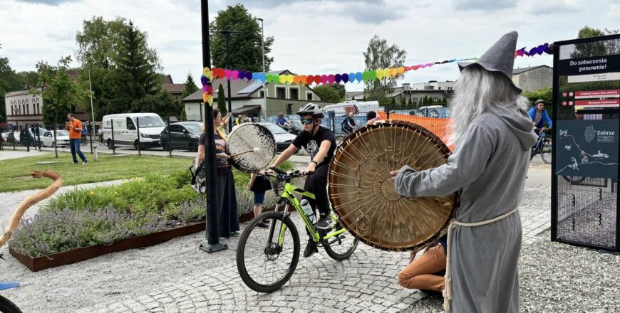 Ulicami Zabrza przejechał „Odjazdowy Bibliotekarz” [FOTO]