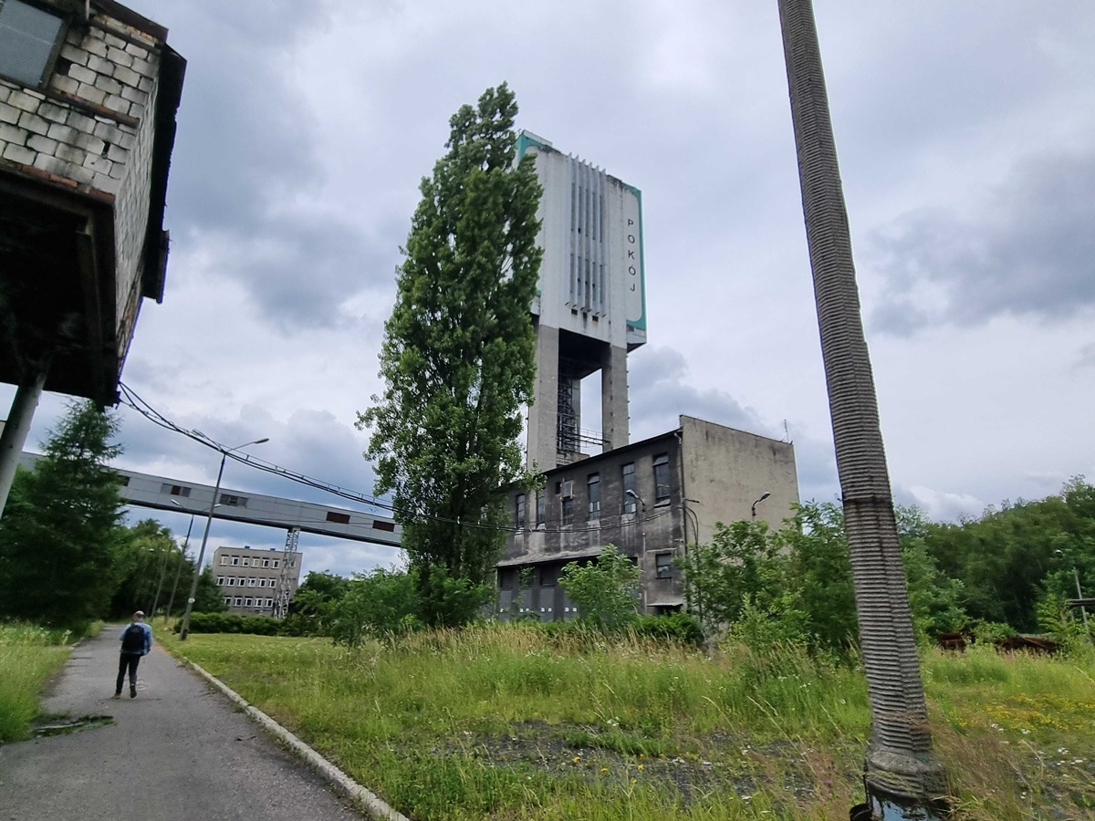 Tereny po kopalni "Pokój" 17