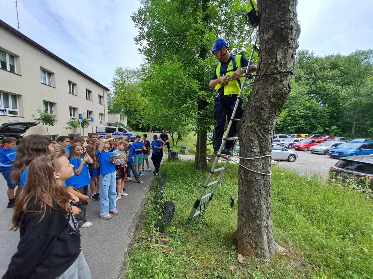 Uczniowie SP4 z wizytą u SM 4