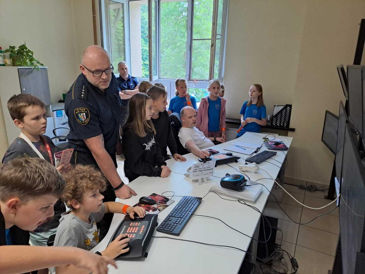 Uczniowie SP4 z wizytą u SM 6