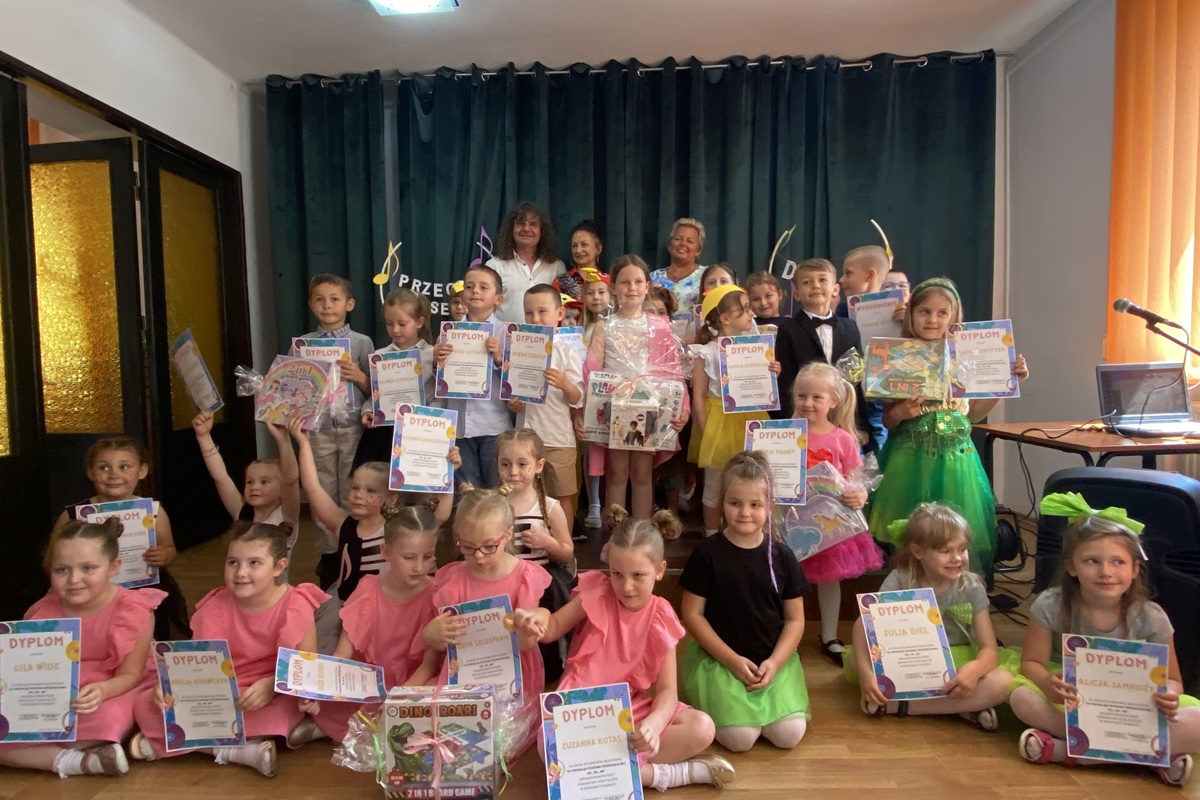 Przedszkolaki zaprezentowały się na konkursie piosenki przedszkolnej!