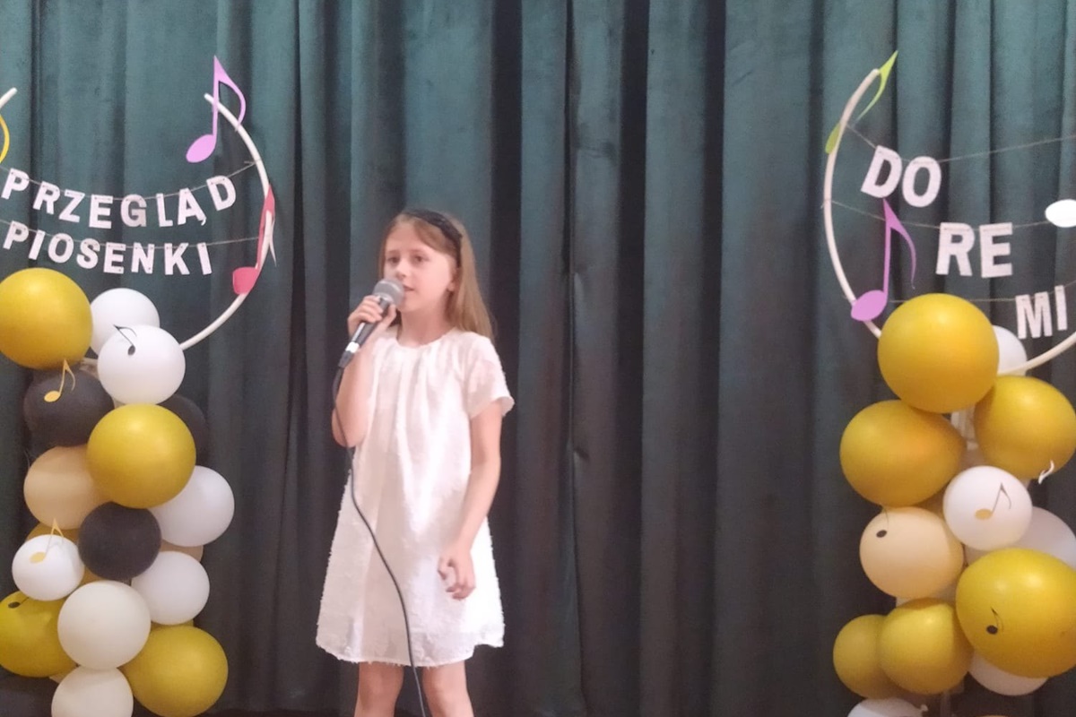 Przedszkolaki zaprezentowały się na konkursie piosenki przedszkolnej!