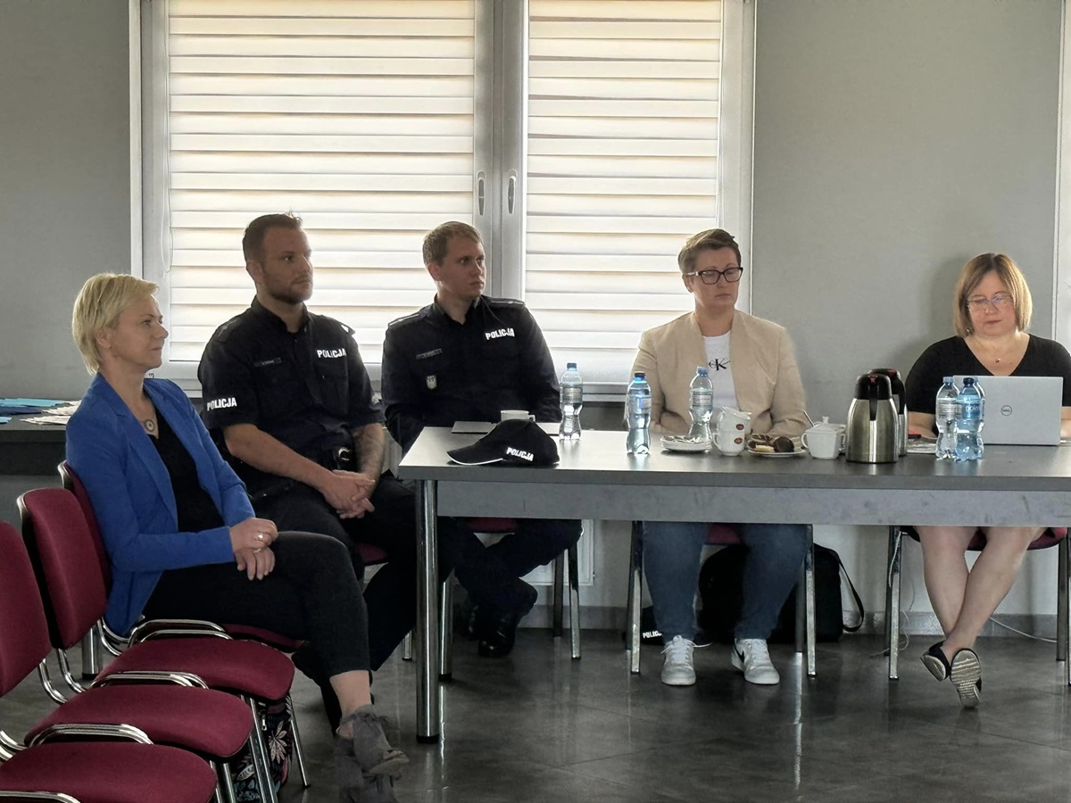 Bezpieczny Online: Podsumowanie Projektu (Nie)Bezpieczny Internet