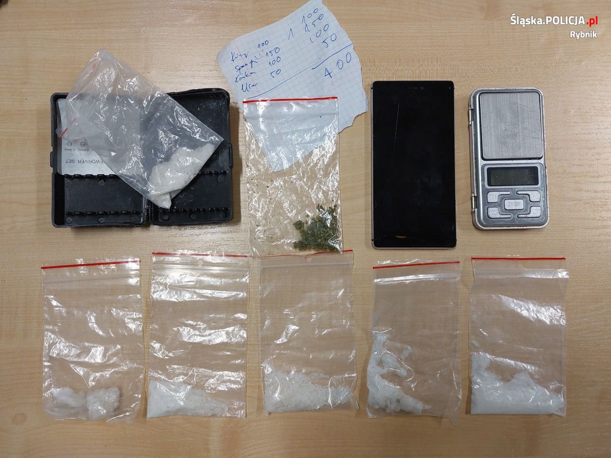 Rybniccy kryminalni rozbili grupę narkotykową. Zabezpieczono towar na kwotę 1,3 mln zł
