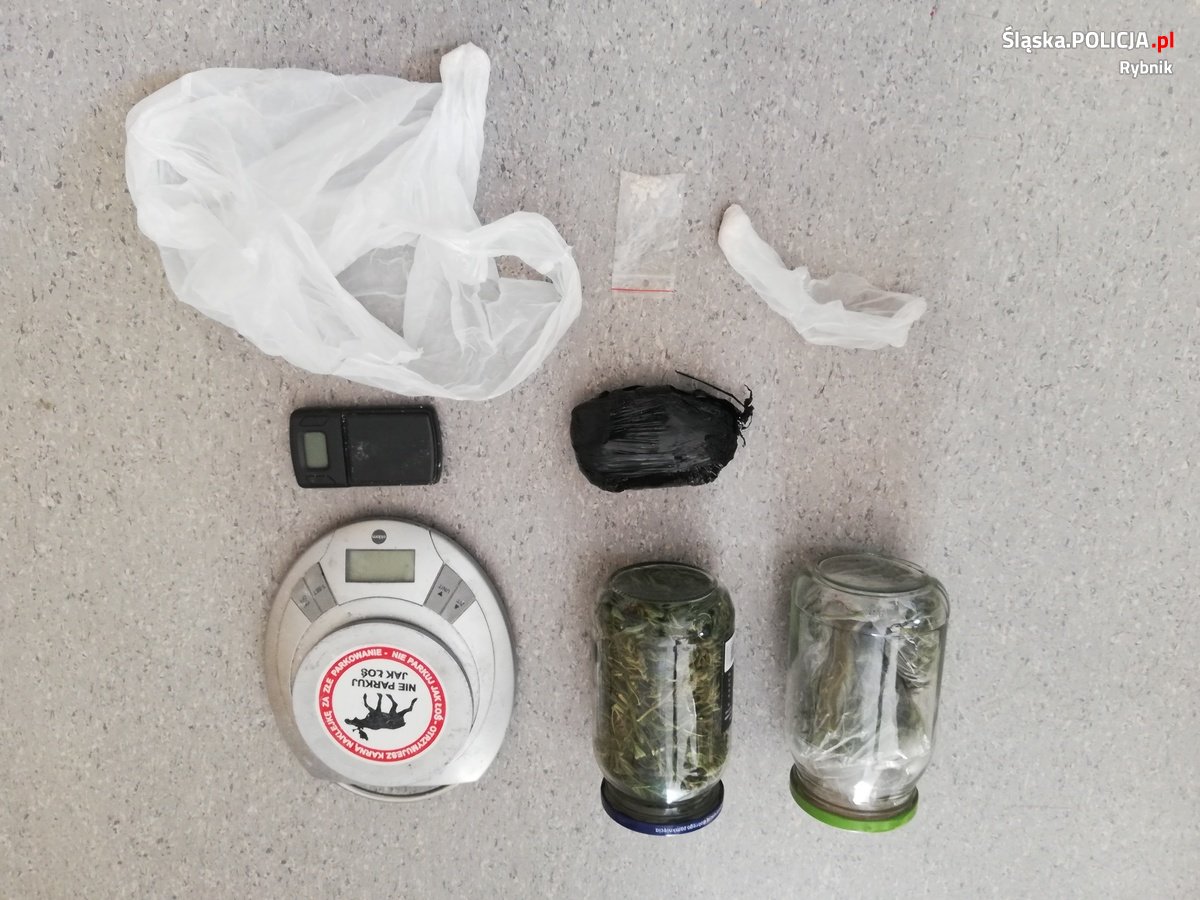 Rybniccy kryminalni rozbili grupę narkotykową. Zabezpieczono towar na kwotę 1,3 mln zł