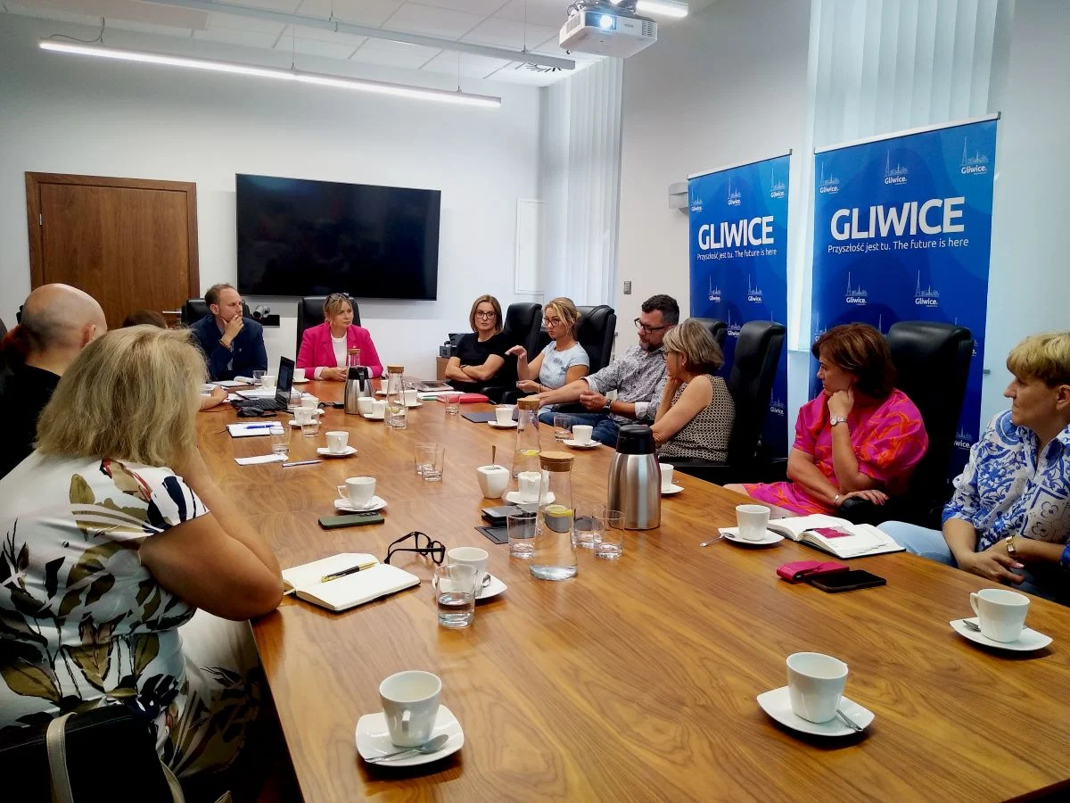 Katarzyna Kuczyńska-Budka spotkała się z dyrektorami gliwickich szkół i przedszkoli