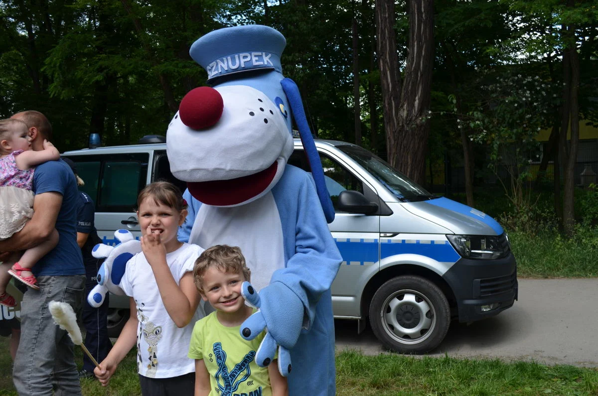 Policjanci na parkowym Dniu Dziecka!