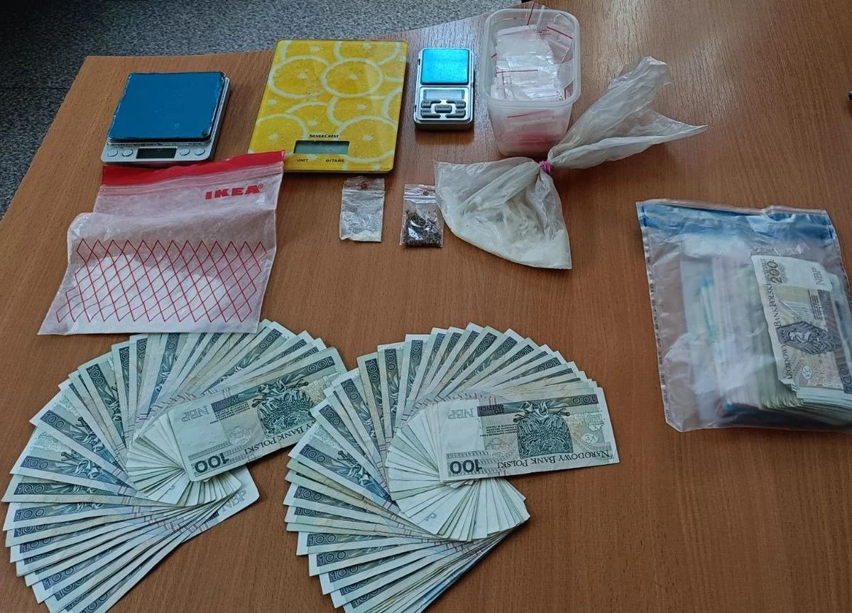 22-latka i 25-latek odpowiedzą za włamania z kradzieżą i narkotyki!