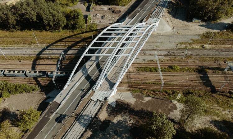 Po ponad 450 dniach wiadukt w ciągu ulicy Wojska Polskiego ponownie otwarty!