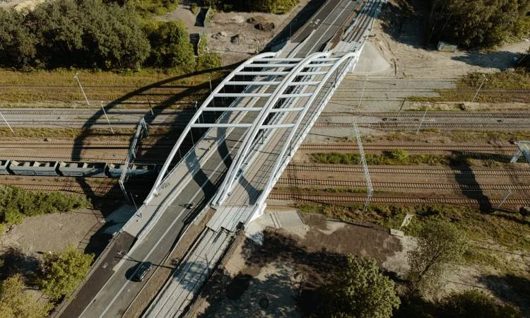 Po ponad 450 dniach wiadukt w ciągu ulicy Wojska Polskiego ponownie otwarty!