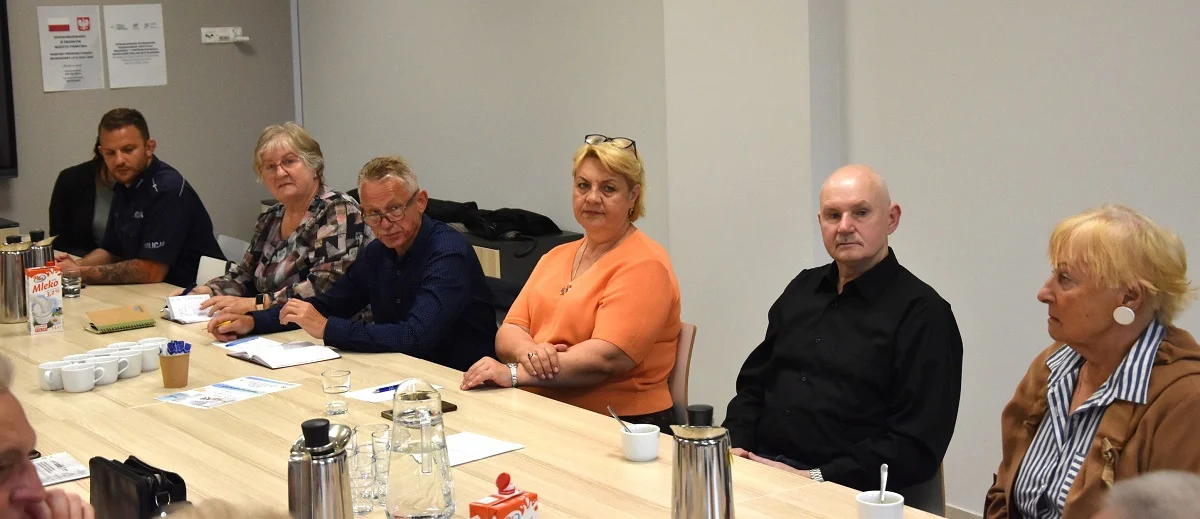 Seniorzy zwiększają aktywność i bezpieczeństwo. Za nami ważne spotkanie w Mikołowie