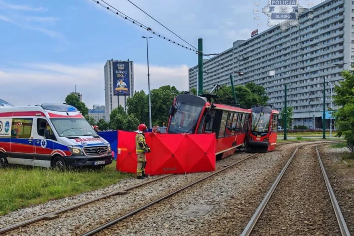 Doszło do wypadku z udziałem tramwaju. Motorniczy w ciężkim stanie trafił do szpitala